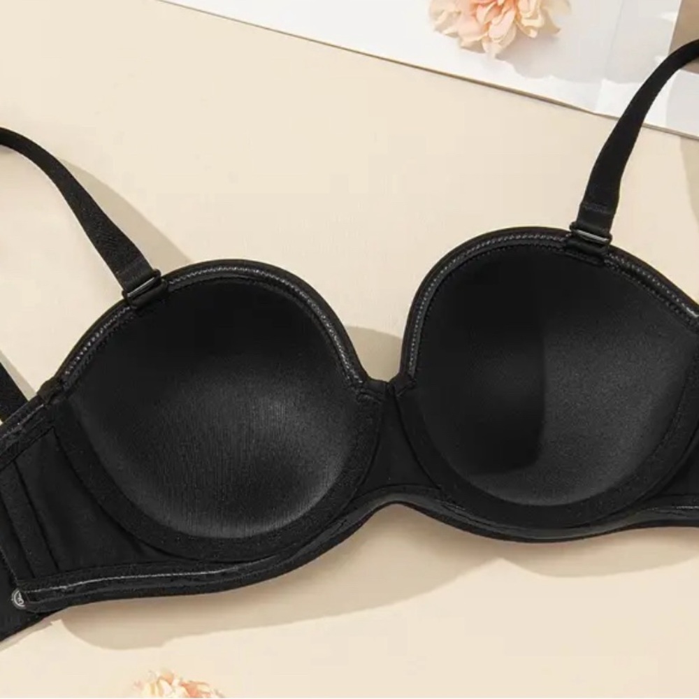 40DDD Black push up non slippery bra